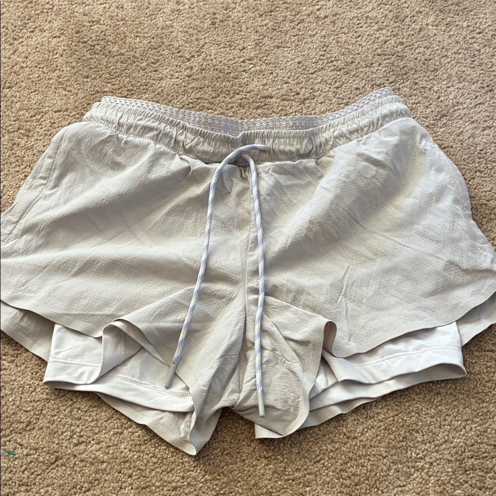 Athleta Women's Crest 2 in 1 Athletic Shorts in Light Gray